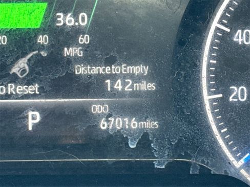 Used 2021 Toyota Venza XLE w/ Softex Package image 28