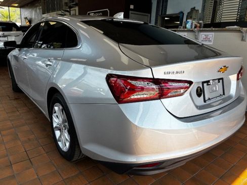 Used 2021 Chevrolet Malibu LT FWD image 6