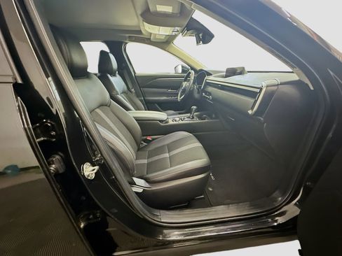 Used 2025 MAZDA CX-50 AWD 2.5 S w/ Premium Package image 32