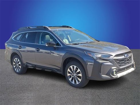 New 2025 Subaru Outback Limited image 2