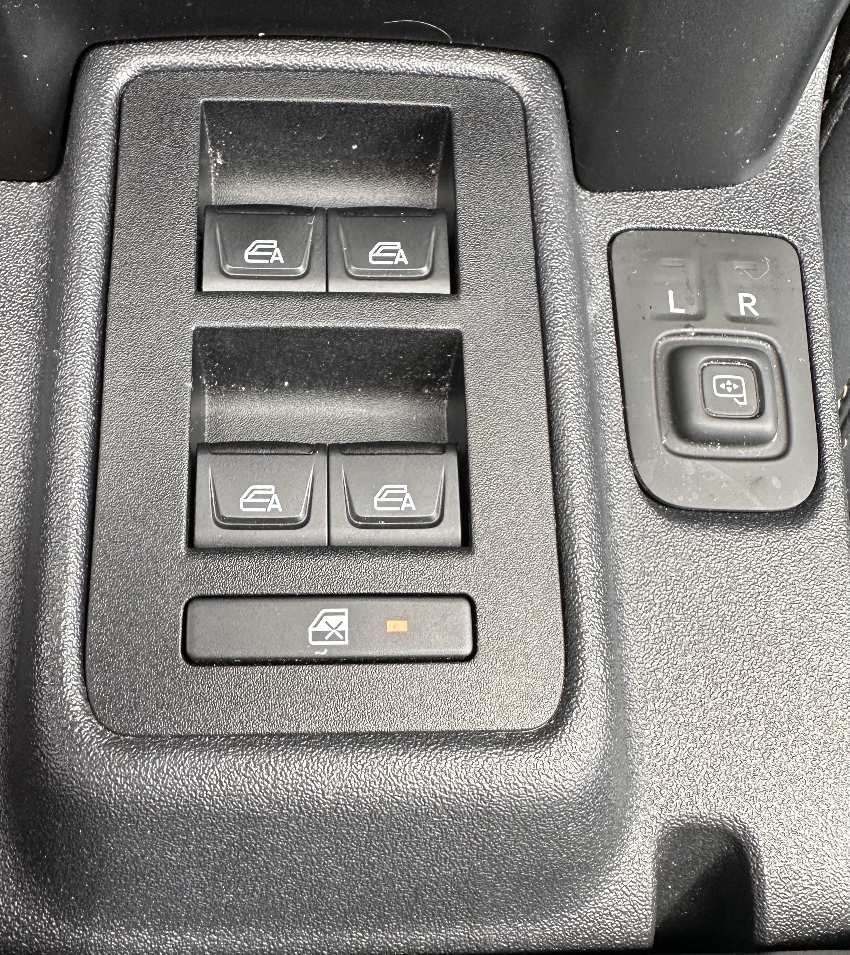 Used 2025 Ford Bronco Badlands w/ Matte Film Protection Package AWD/4WD image 19