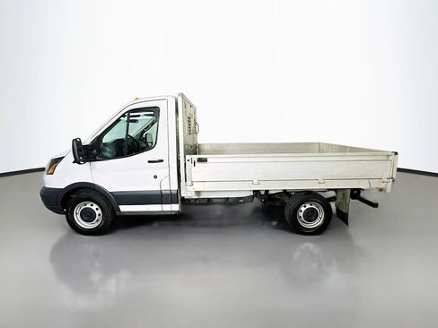 Used 2018 Ford Transit 250 138 RWD image 4
