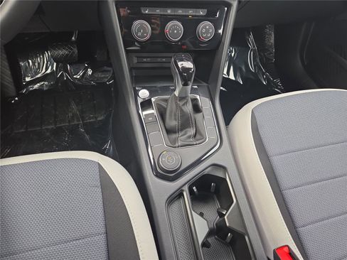 New 2026 Volkswagen Taos S image 21