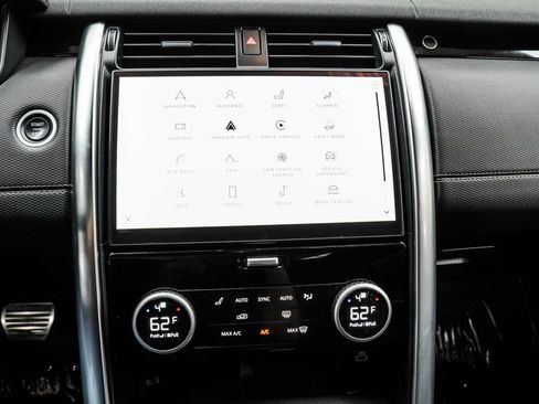 Used 2022 Land Rover Discovery HSE R-Dynamic AWD/4WD image 29