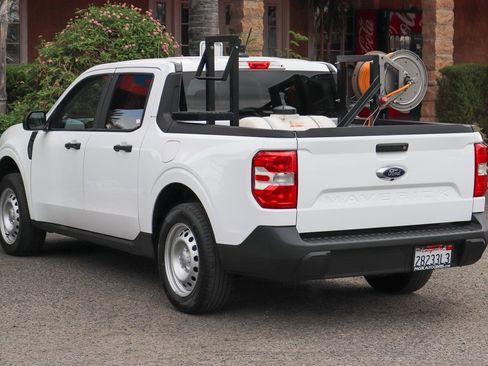 Used 2022 Ford Maverick XL image 6