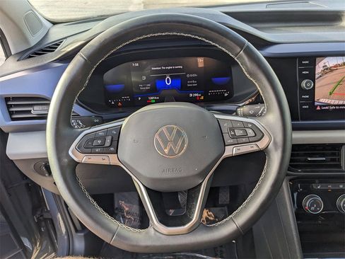 Used 2023 Volkswagen Taos SE image 25