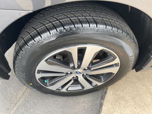 Used 2019 Subaru Outback 2.5i Limited image 40