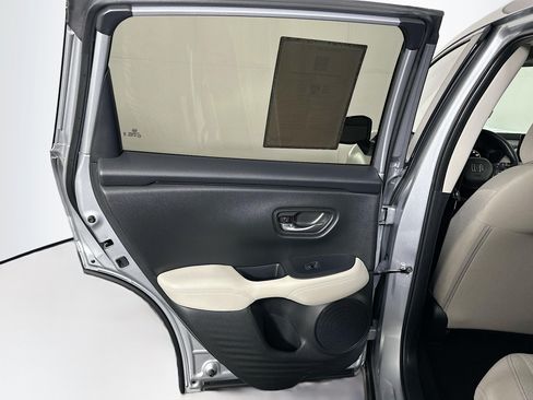 Used 2025 Honda HR-V LX image 25