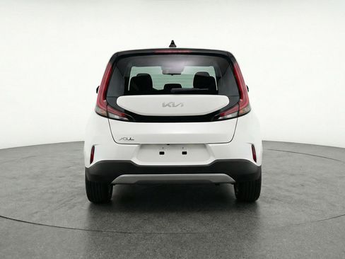 Used 2025 Kia Soul LX w/ LX Technology Package image 7