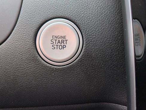 Used 2022 Hyundai Santa Cruz Limited image 23