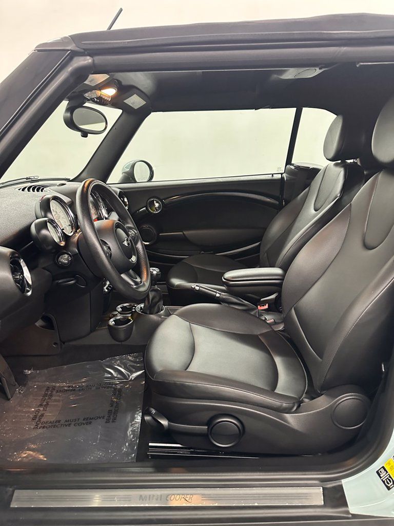 Used 2014 MINI Cooper Convertible FWD image 11