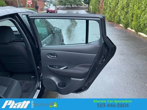 Used 2023 Nissan Leaf SV Plus image 41