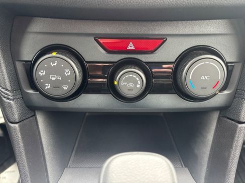 Used 2019 Subaru Impreza 2.0i Premium image 21