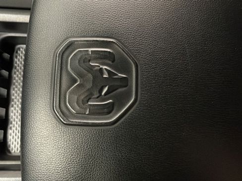 Used 2025 RAM 1500 Laramie w/ Sport Appearance Package AWD/4WD image 19