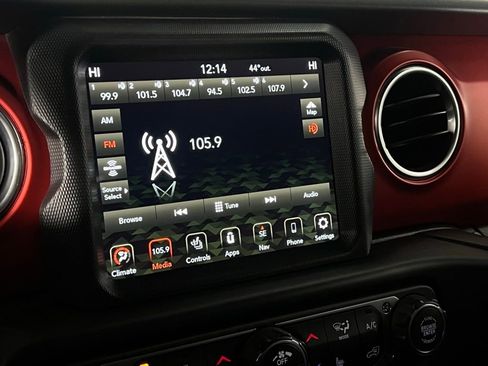 Used 2021 Jeep Gladiator Rubicon image 19