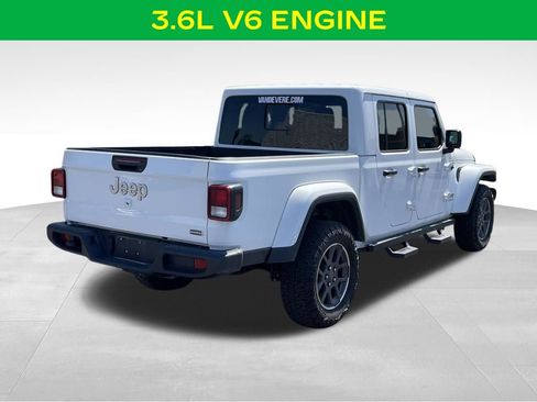 Used 2023 Jeep Gladiator Overland AWD/4WD image 9