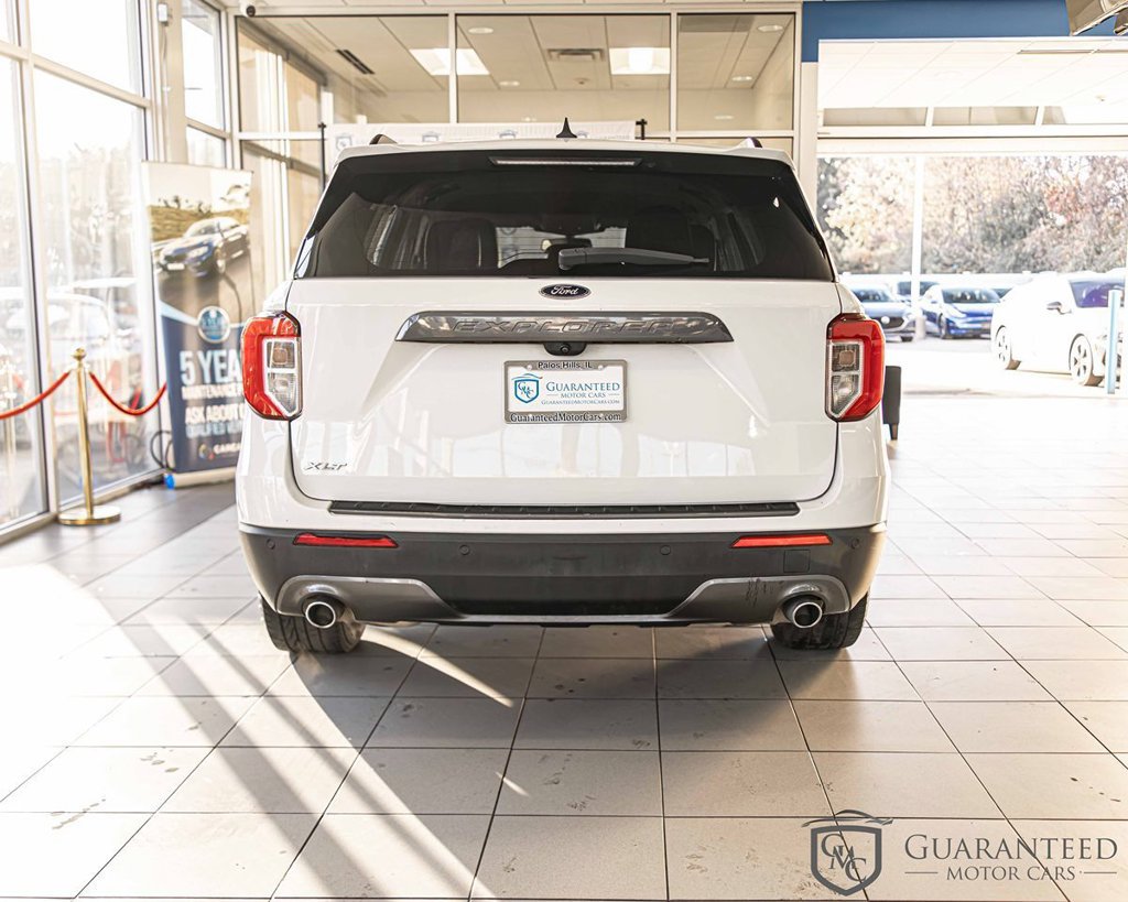 Used 2021 Ford Explorer XLT w/ Equipment Group 202A RWD image 14
