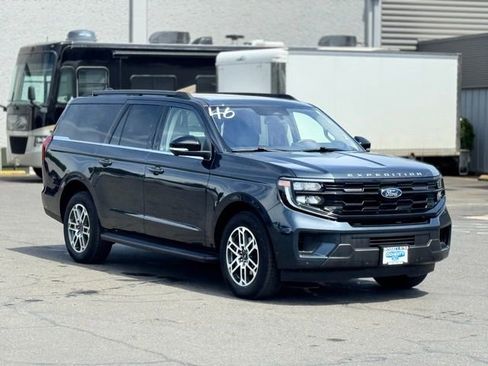 Certified 2025 Ford Expedition Max Active AWD/4WD image 2