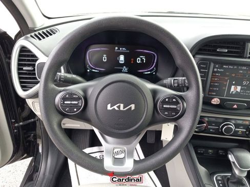 Used 2023 Kia Soul LX w/ LX Technology Package image 20