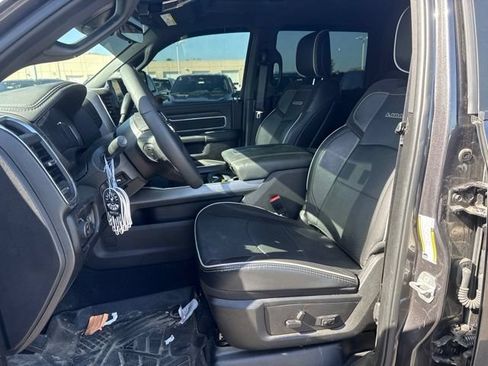 Used 2025 RAM 2500 Laramie AWD/4WD image 10