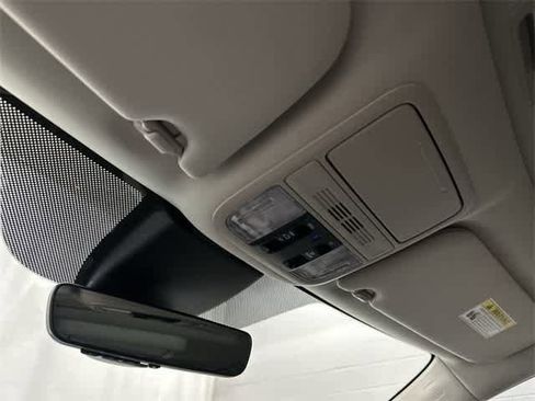 Certified 2025 Honda Odyssey Touring image 21