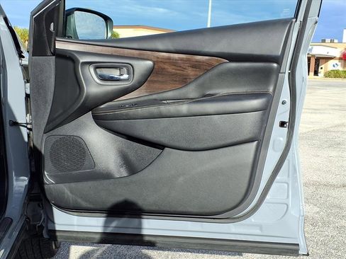 Used 2023 Nissan Murano Platinum image 14
