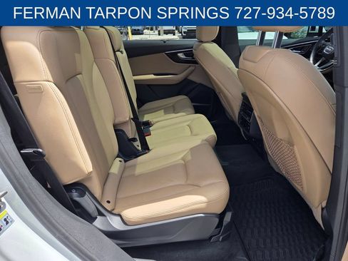 Used 2022 Audi Q7 2.0T Premium Plus AWD/4WD image 17