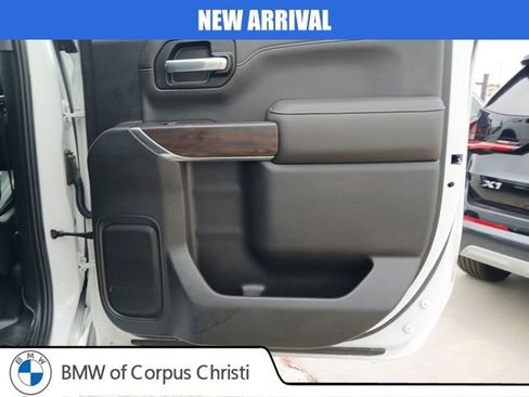 Used 2019 GMC Sierra 1500 SLT image 9