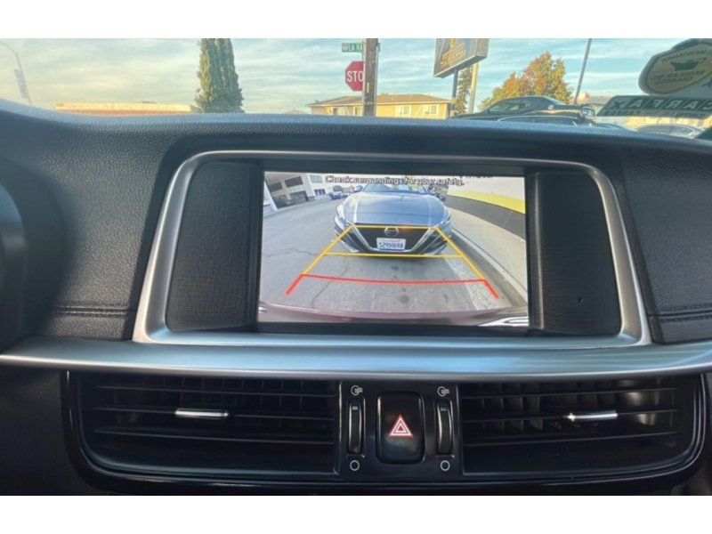 Used 2020 Kia Optima LX FWD image 18