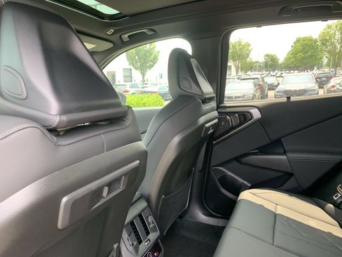 Certified 2025 BMW X3 xDrive30i w/ Premium Package image 34