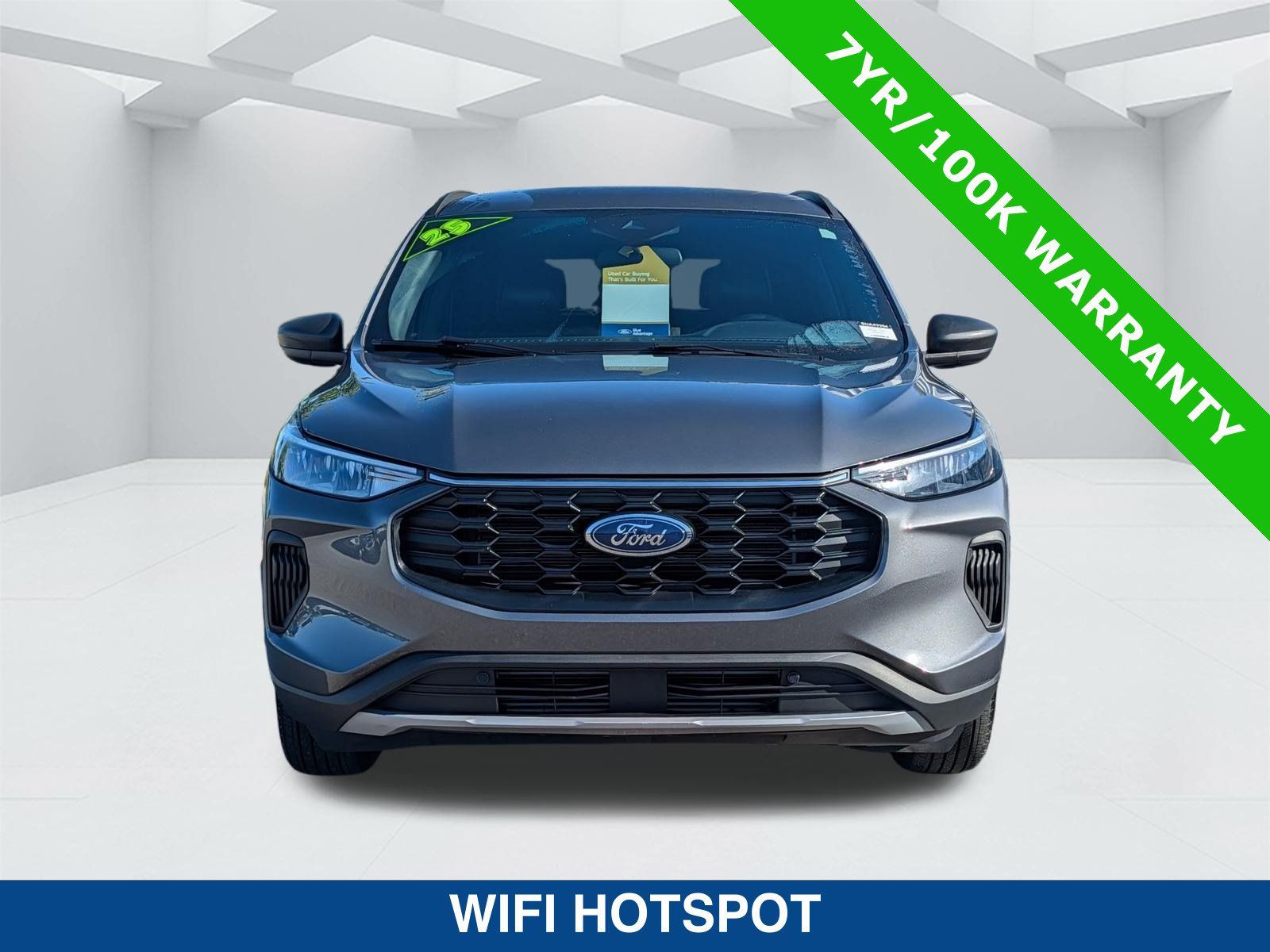 Used 2025 Ford Escape ST-Line FWD image 9