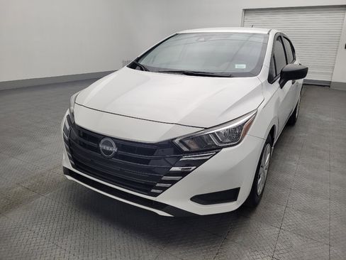 Used 2024 Nissan Versa S w/ Trunk Package image 15