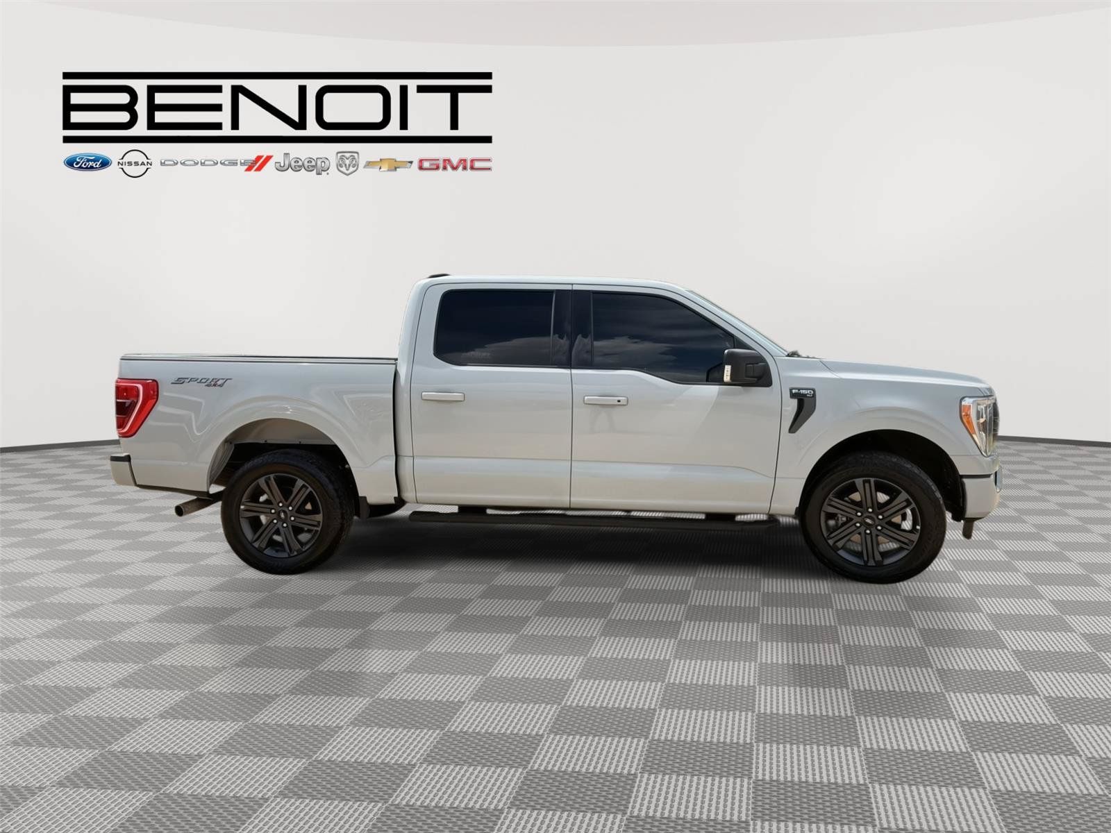 Used 2023 Ford F150 XLT w/ Equipment Group 302A High AWD/4WD image 5