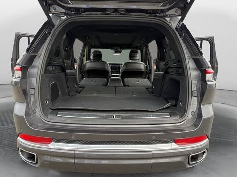 Used 2023 Jeep Grand Cherokee L Summit image 34