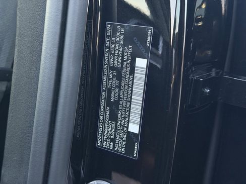 Used 2025 Volvo XC90 T8 Ultra w/ Lounge Package image 23