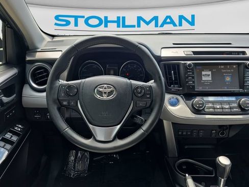 Used 2018 Toyota RAV4 Limited AWD/4WD image 21