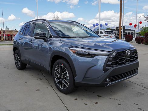 New 2026 Toyota Corolla Cross XLE w/ Convenience Package AWD/4WD image 2