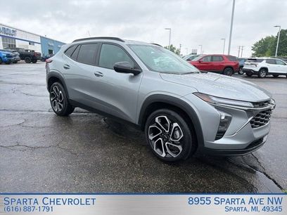 Used 2024 Chevrolet Trax RS w/ Sunroof Package