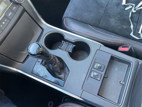 Used 2016 Toyota Camry XSE image 21