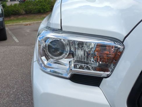 Certified 2023 Toyota Tacoma SR image 10