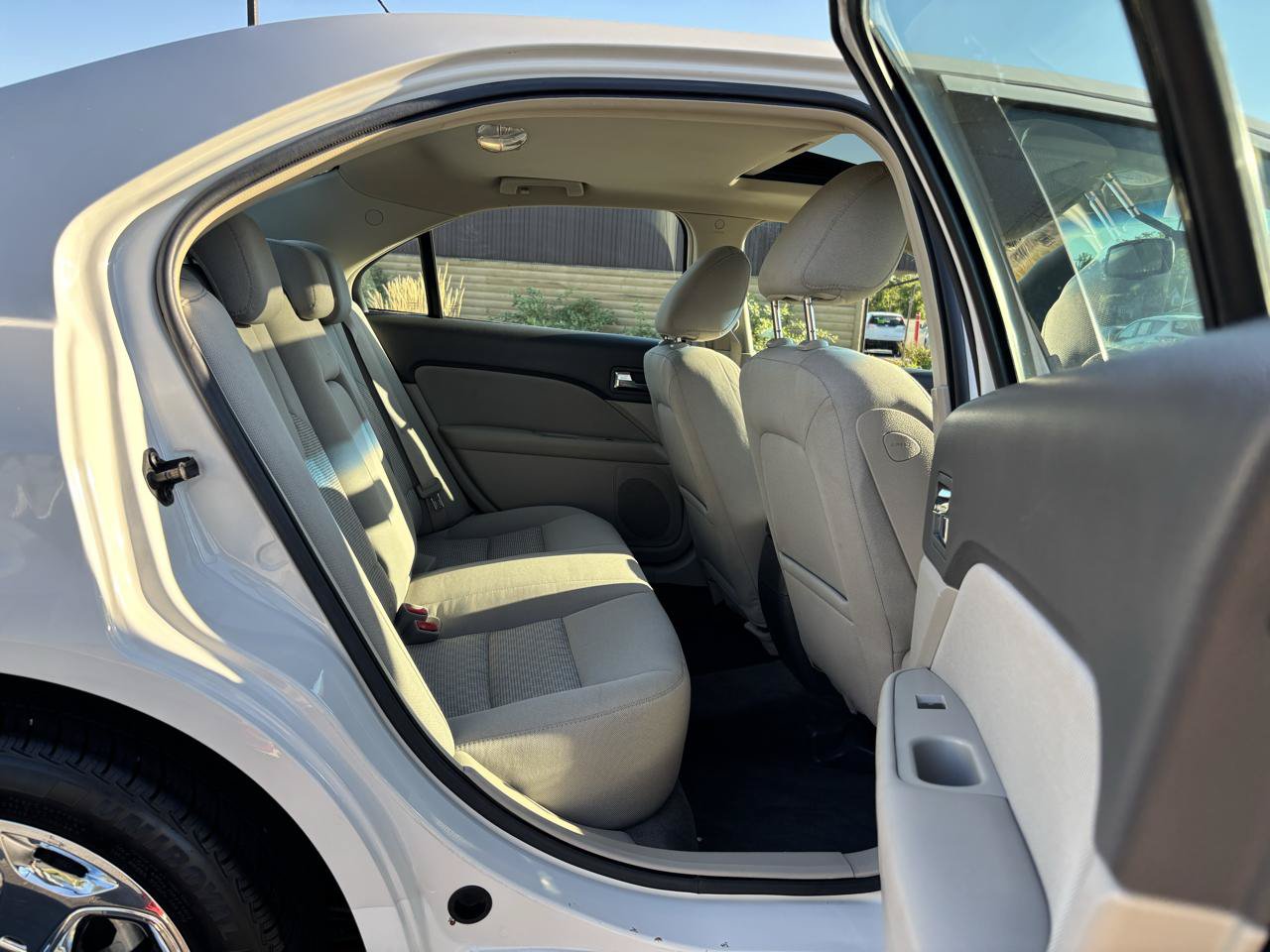 Used 2010 Ford Fusion SE FWD image 36