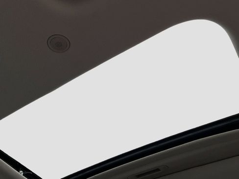 Used 2024 Hyundai Venue SEL image 22