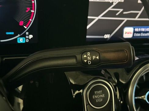 Certified 2025 Mercedes-Benz GLA 250 image 28