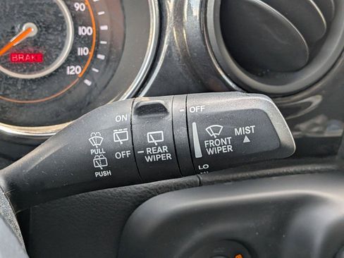 Used 2021 Jeep Wrangler Unlimited Sport AWD/4WD image 23