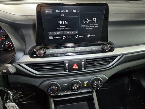 Used 2023 Kia Forte LXS w/ LXS Technology Package image 30