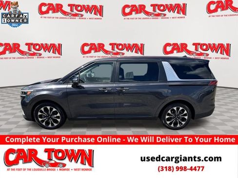 Used 2024 Kia Carnival EX FWD image 1