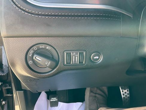 Used 2022 Dodge Charger Scat Pack w/ Dynamics Package image 20