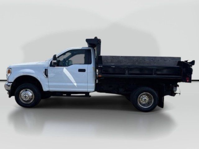 Used 2022 Ford F350 XL w/ Power Equipment Group AWD/4WD image 2