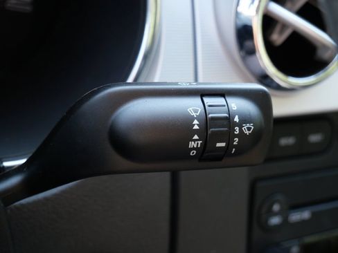 Used 2006 Ford Mustang GT RWD image 21