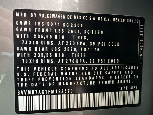 Used 2023 Volkswagen Tiguan SE w/ Panoramic Sunroof Package AWD/4WD image 21
